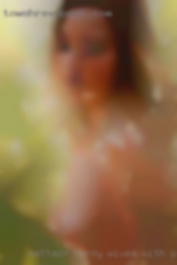 Mattazn horny wives with plumber